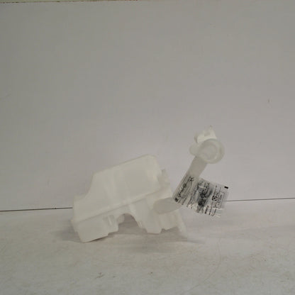 NEW VOLKSWAGEN PASSAT B8 WASHER FLUID RESERVOIR 3Q0955453A ORIGINAL