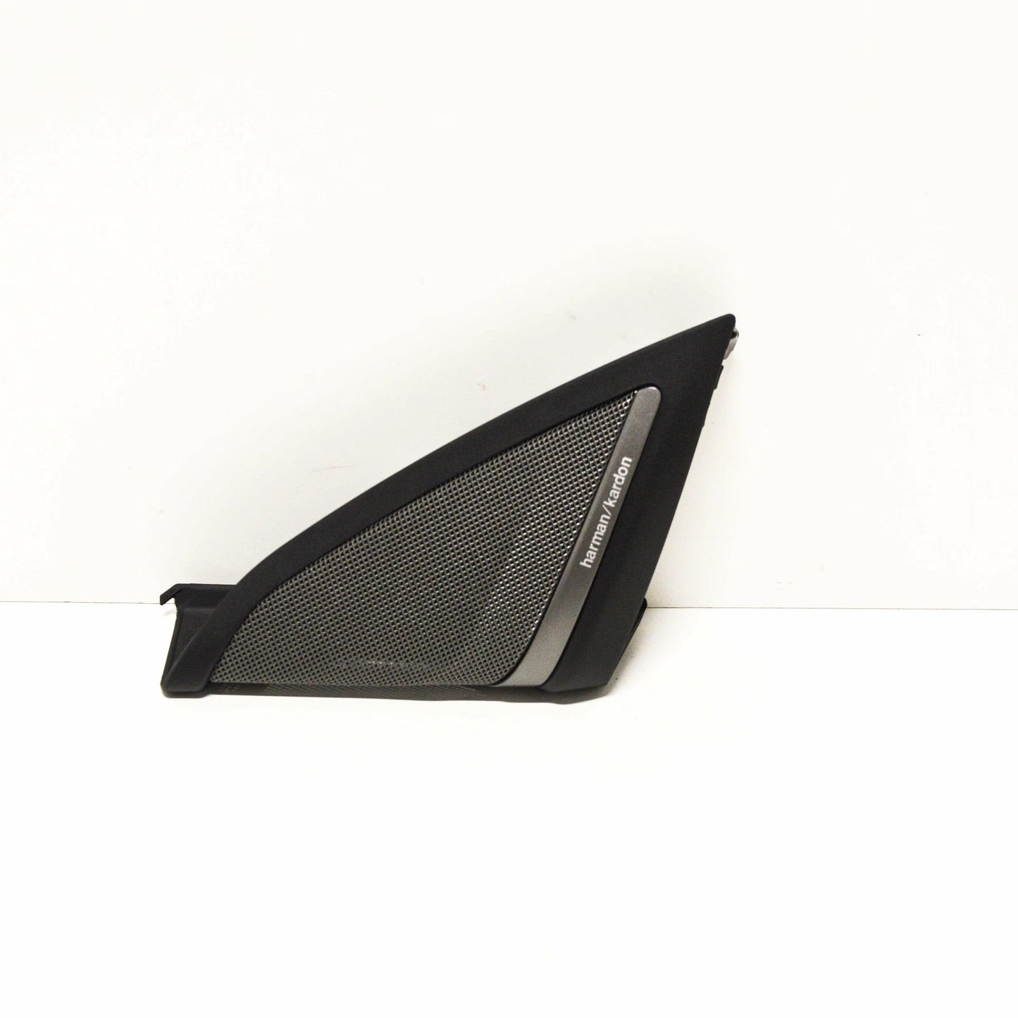 NEW BMW 5 G30 FRONT LEFT DOOR TWEETER COVER HARMAN KARDON 51337464601 ORIGINAL