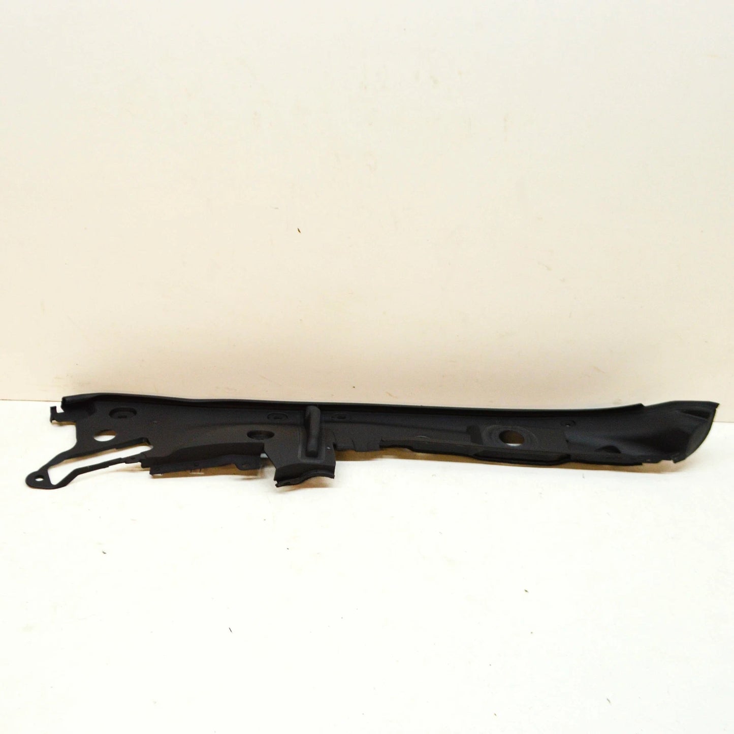 NEW BMW 7 G11 G12 FRONT BONNET HOOD RIGHT SIDE SEALING 51767475290 ORIGINAL