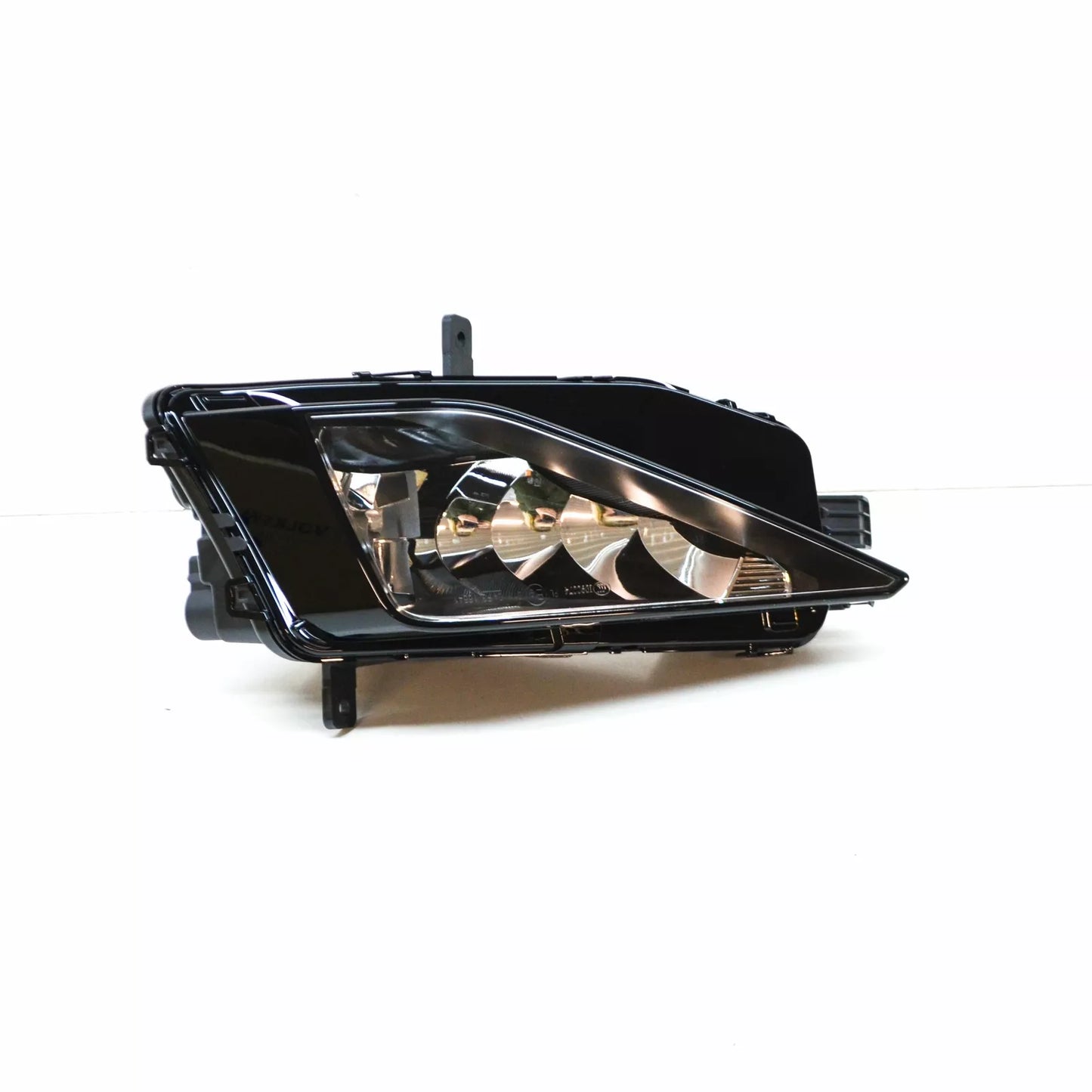 NEW VW GOLF SPORTSVAN MK7 5G FRONT LEFT FOG LIGHT 510941661E