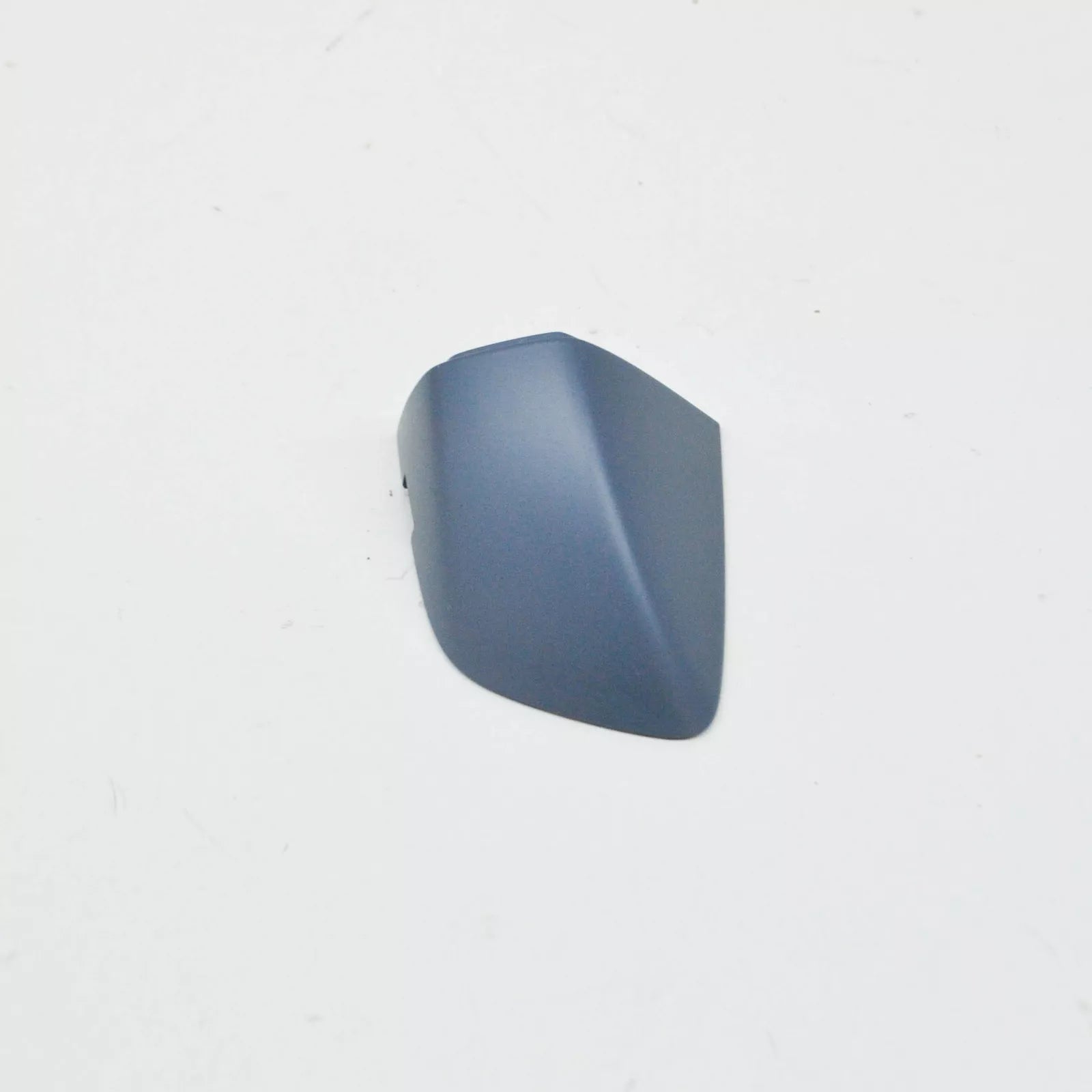 NEW VOLKSWAGEN PASSAT B8 FRONT LEFT DOOR HANDLE COVER CAP 1K8837879GRU ORIGINAL