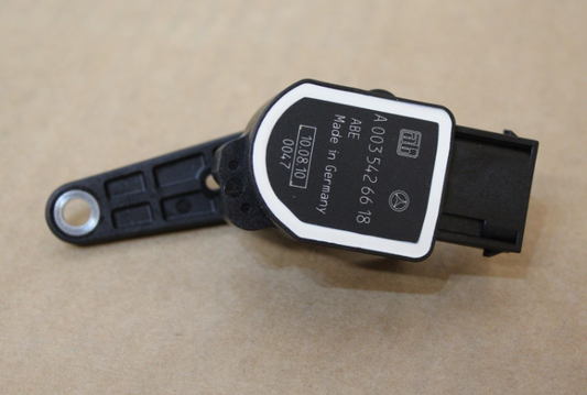 NEW MERCEDES-BENZ E CABRIO A207 REAR LH TURNING ANGLE SENSOR A0035426618