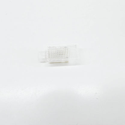 NEW AUDI A4 B7 LUGGAGE COMPARTMENT INTERIOR LIGHT 8E0947101 ORIGINAL