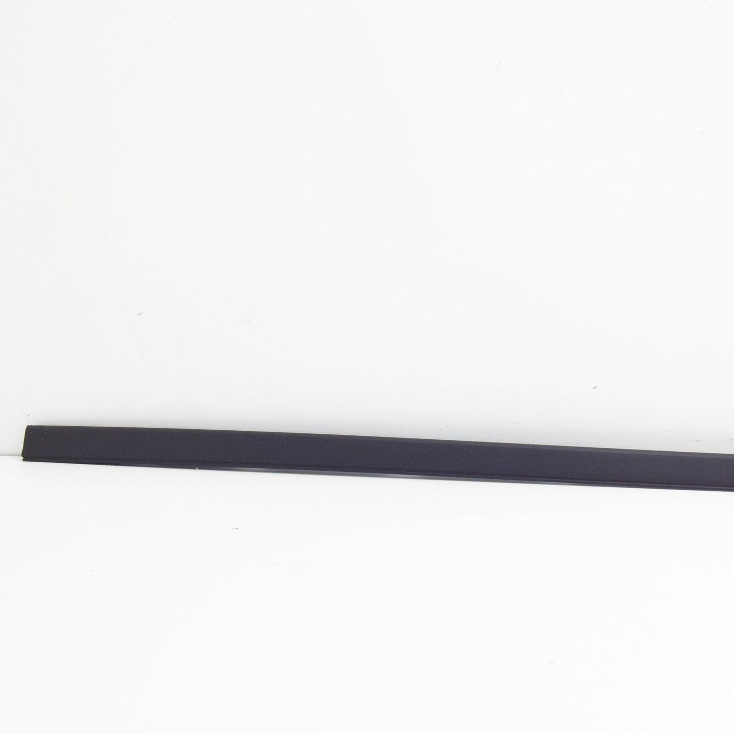 new ford s-max mk1 windshield right vertical trim 1676180 6m21-r03194-ag