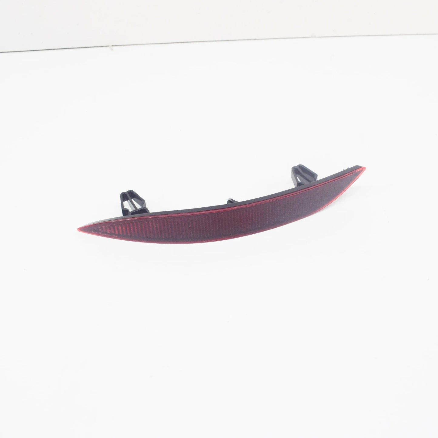 NEW AUDI A3 8V REAR LEFT BUMPER REFLECTOR 8V0945105A ORIGINAL