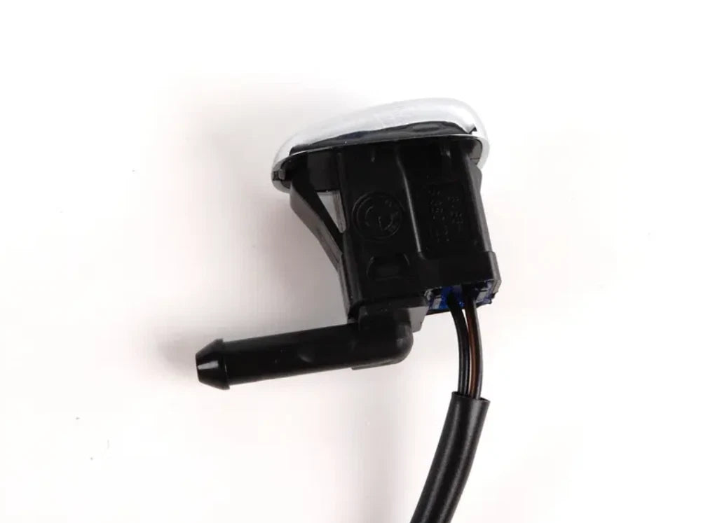 NEW BMW X5 E53 FRONT WINDSHIELD WASHER NOZZLE 8380122 61668380122 ORIGINAL