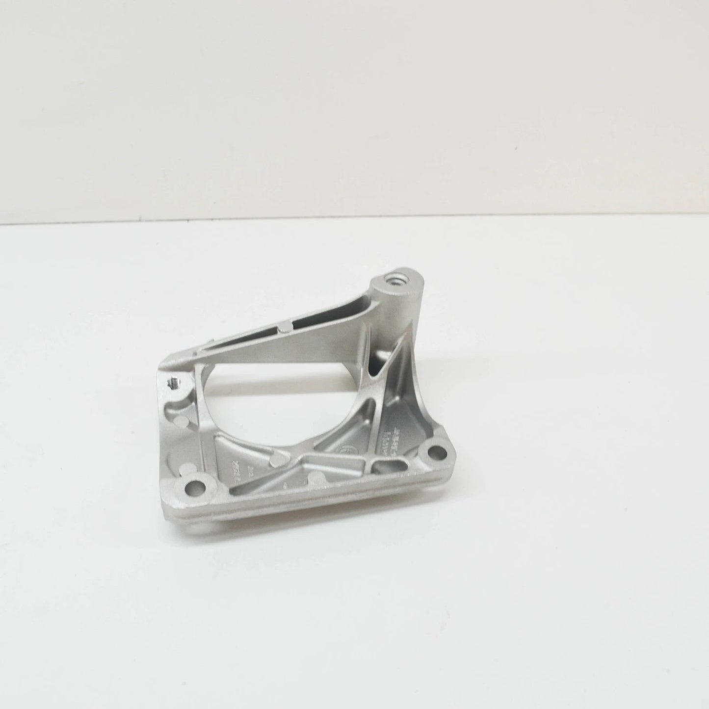 NEW BMW 5 E60 ENGINE SUSPENSION LEFT CONSOLE 22116761117 6761117 ORIGINAL