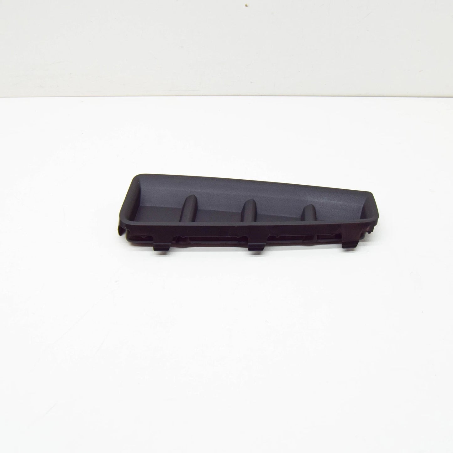 NEW AUDI TT FV FRONT LEFT BUMPER GRILLE 8S0807925 ORIGINAL