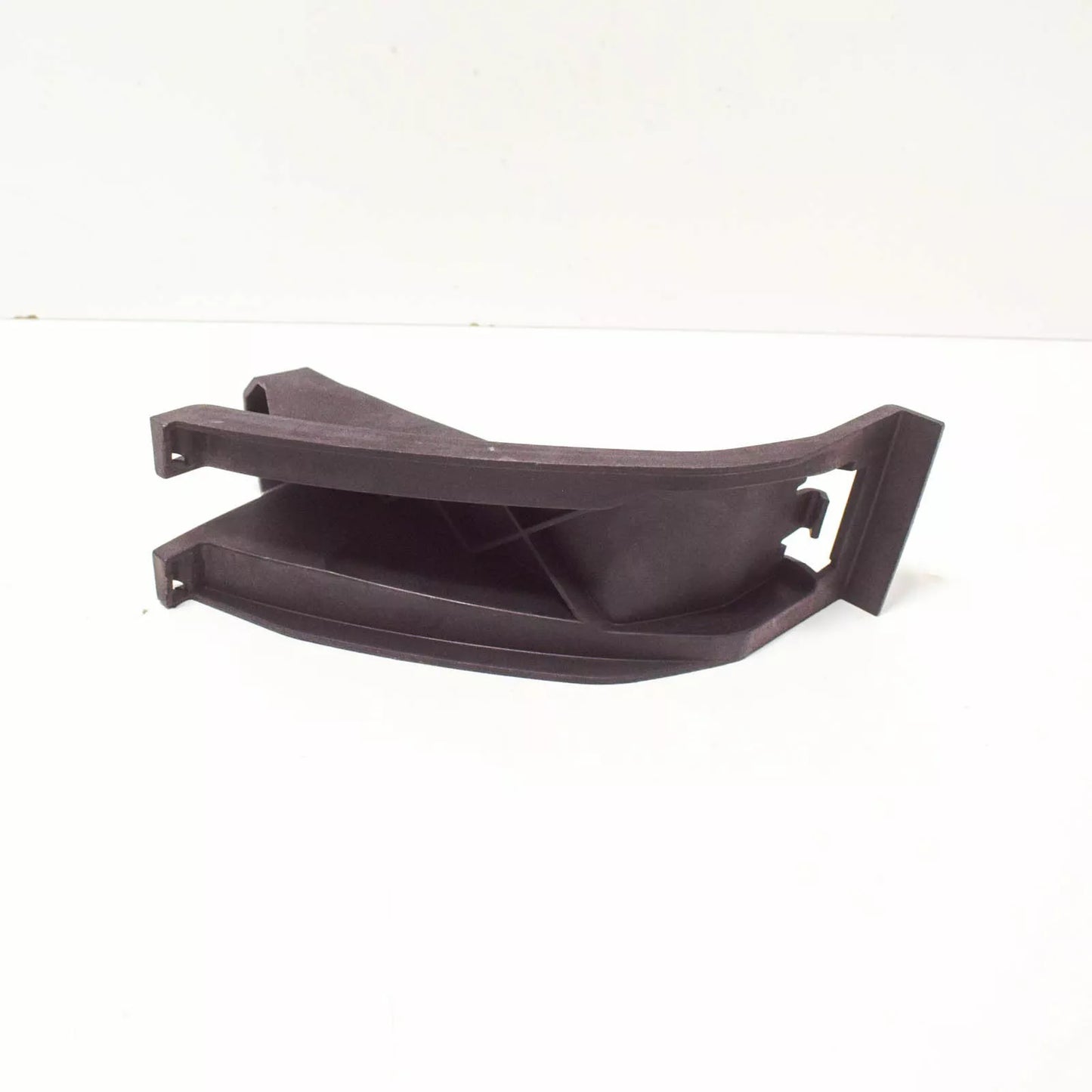 NEW MERCEDES-BENZ C W204 AMG REAR BUMPER RIGHT BRACKET A2048854714 ORIGINAL