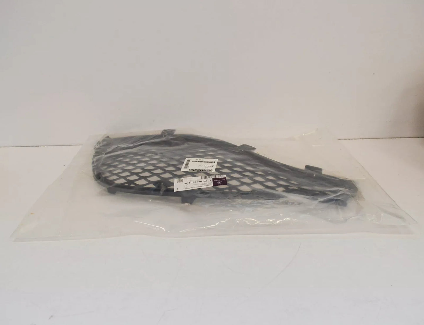 NEW MB GLE C292 AMG FRONT BUMPER LEFT LOWER GRILLE A292885322228 ORIGINAL