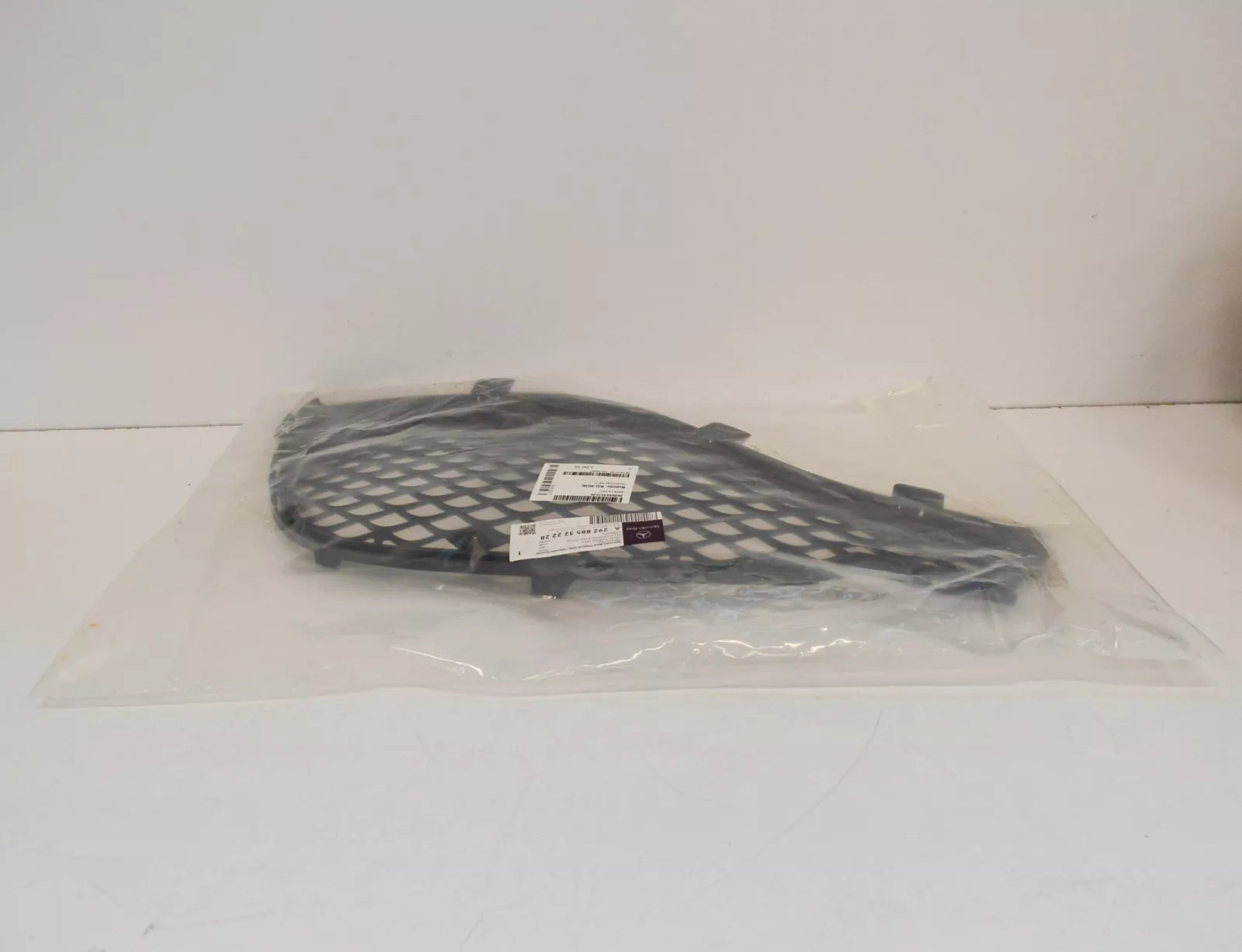NEW MB GLE C292 AMG FRONT BUMPER LEFT LOWER GRILLE A292885322228 ORIGINAL