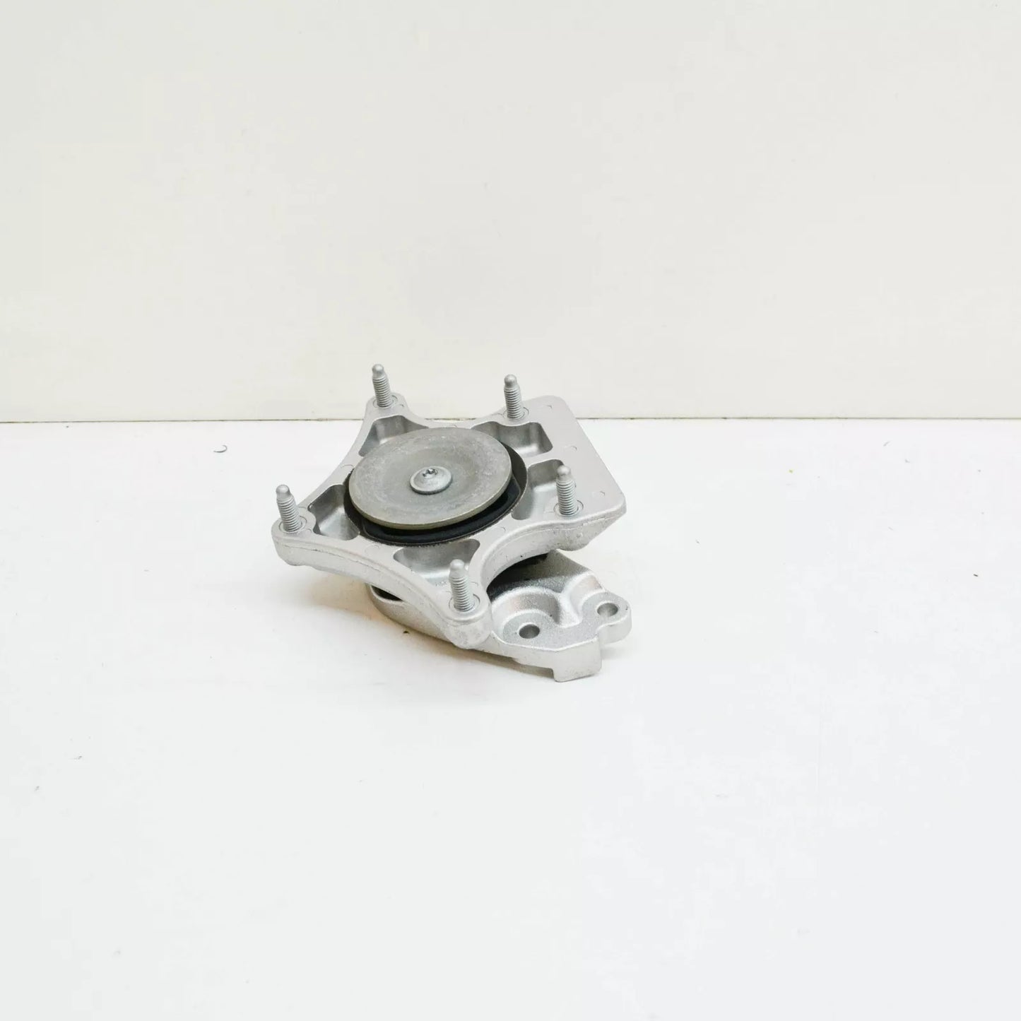 NEW MERCEDES-BENZ E-CLASS W212 TRANSMISSION MOUNT A2042400618 3.5 PETROL