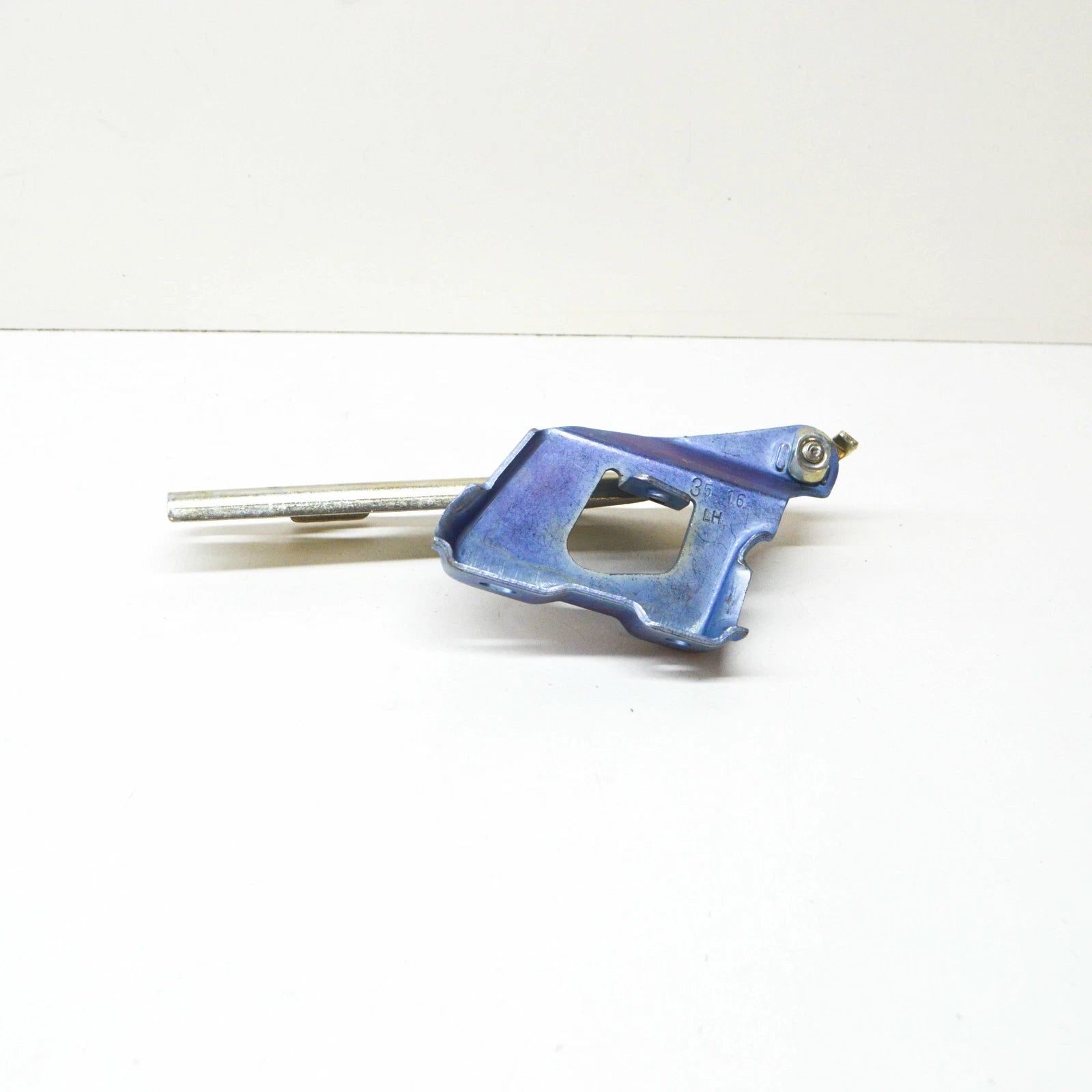 NEW AUDI A5 8T3 FRONT LEFT BONNET HOOD HINGE 8T0823301E