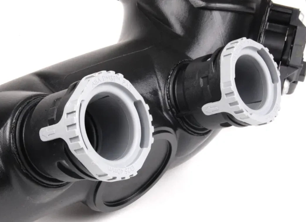 NEW BMW 3 E90 UPPER INTAKE CHARGE PIPE 7590306 13717590306 ORIGINAL