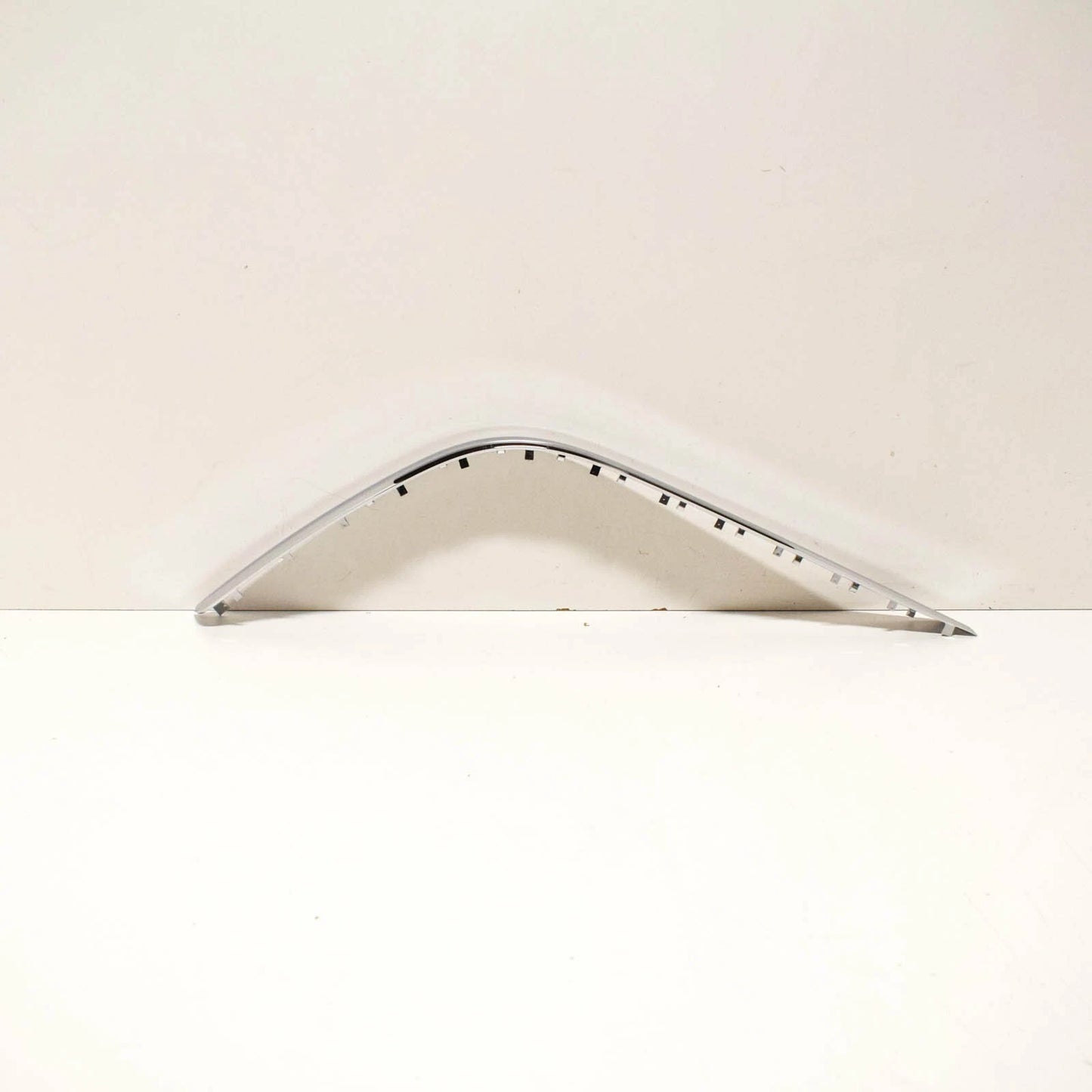 NEW MERCEDES-BENZ GLK X204 REAR LEFT BUMPER MOLDING A2048851921