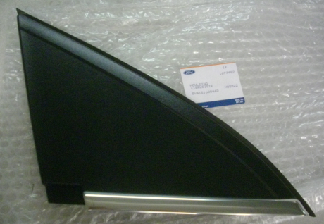 new ford kuga mk1 c394 front right door mirror triangle moulding 1677492