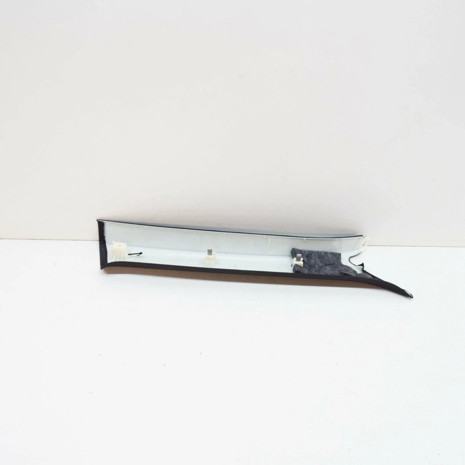 NEW AUDI A7 SPORTBACK 4G8 LEFT UPPER A PILLAR TRIM 4G8867233JY1