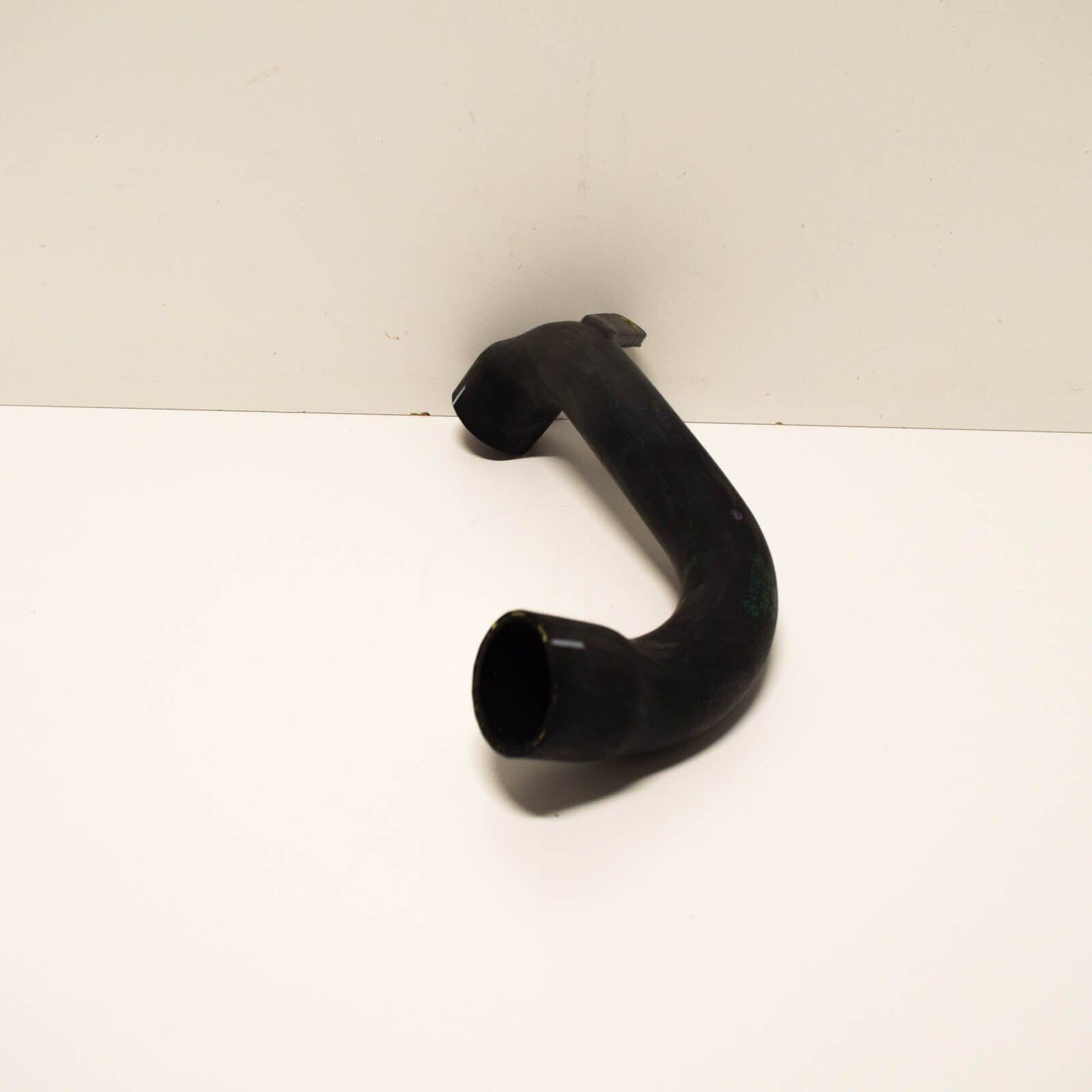 NEW MERCEDES-BENZ SL R129 LOWER RADIATOR HOSE A1295000775 ORIGINAL