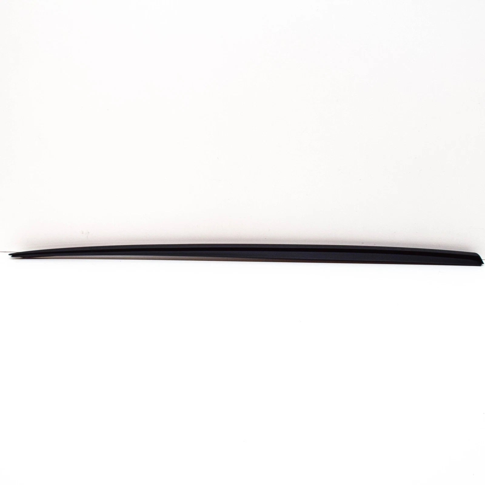 NEW VW TIGUAN AD REAR LEFT DOOR WINDOW REVEAL UPPER MOLDING 5NN8396437Z7