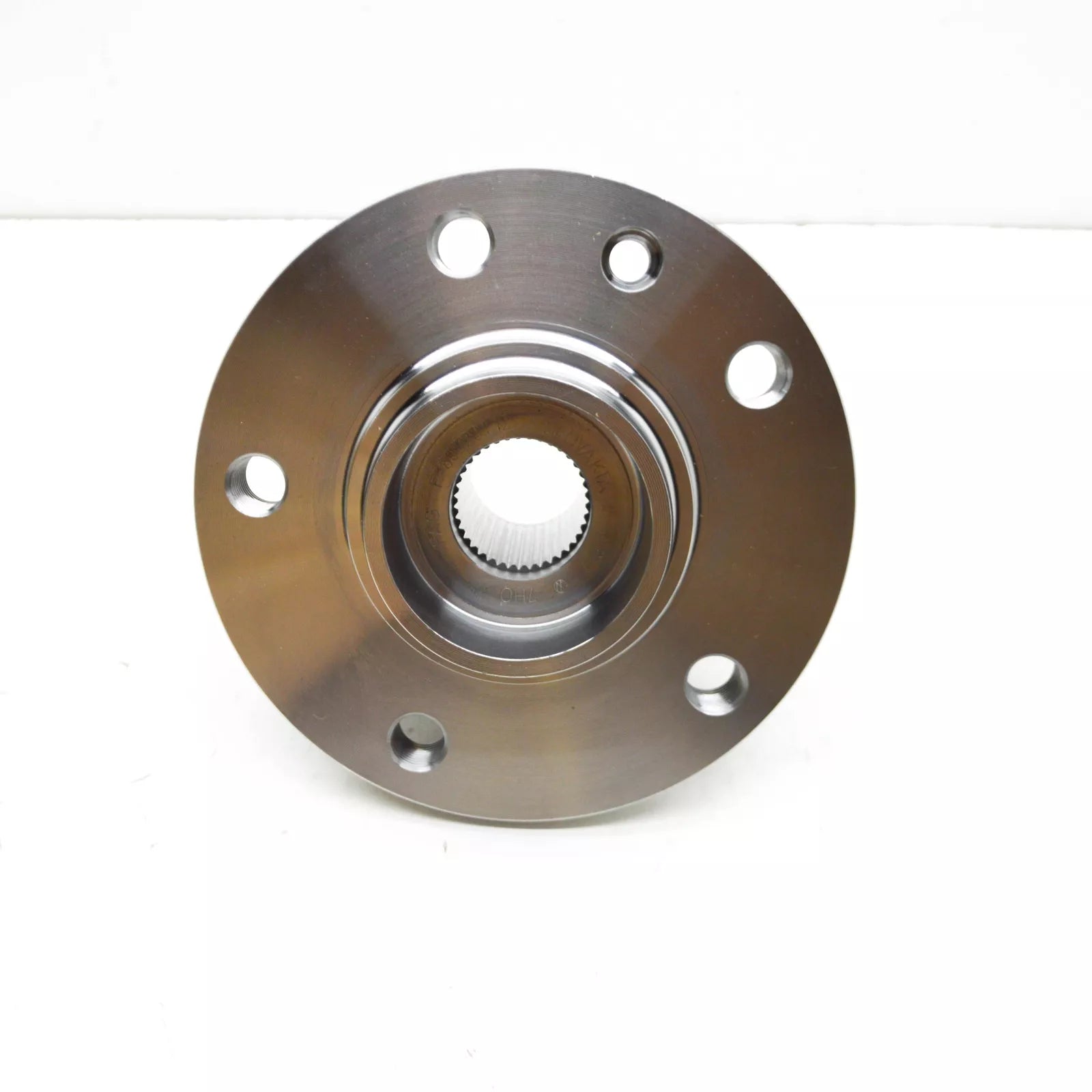 NEW VW TRANSPORTER T5 REAR WHEEL HUB WITH BEARING 7H0401611H ORIGINAL