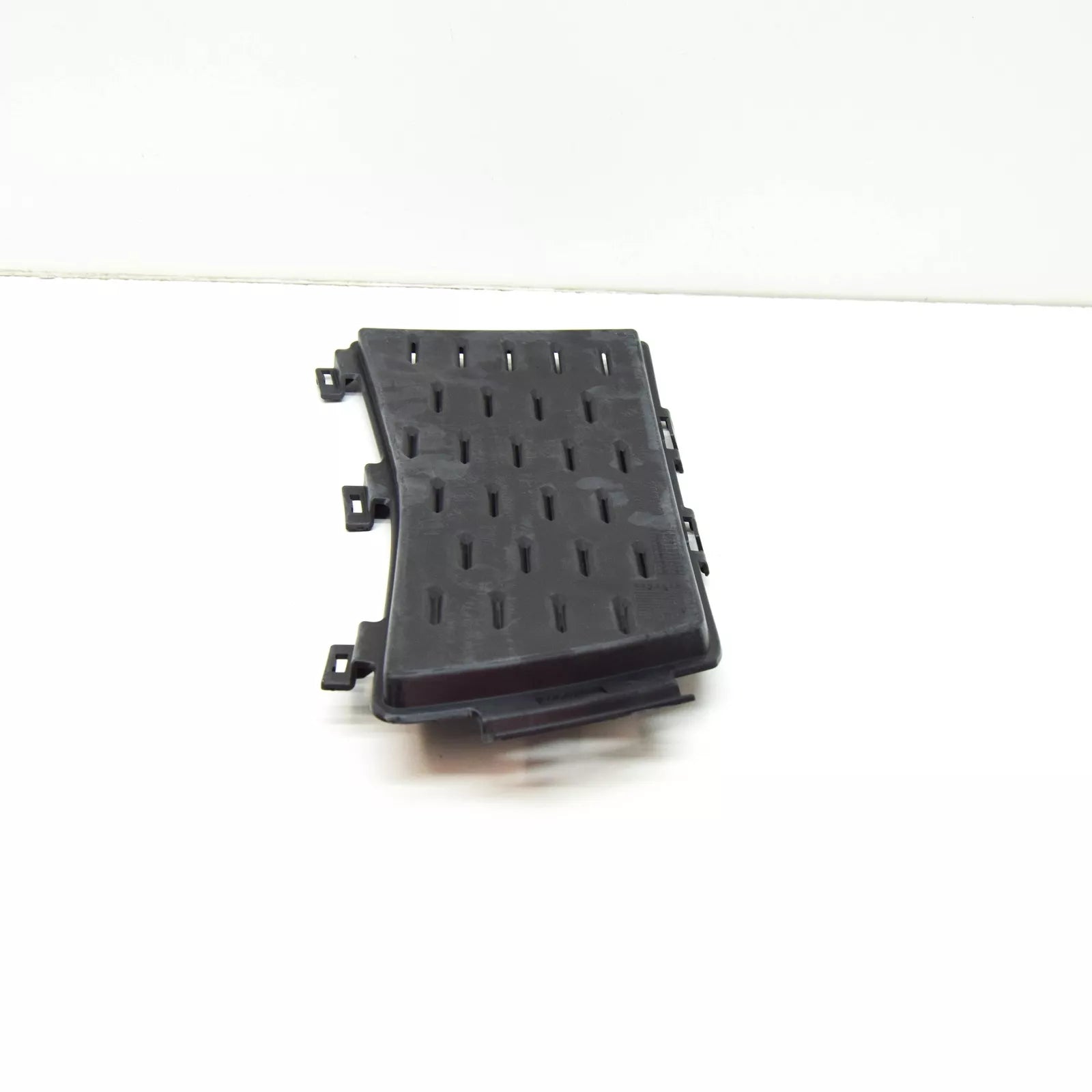 NEW BMW 6 GRAN TURISMO G32 FRONT LEFT BUMPER GRILLE COVER 51118069711 ORIGINAL