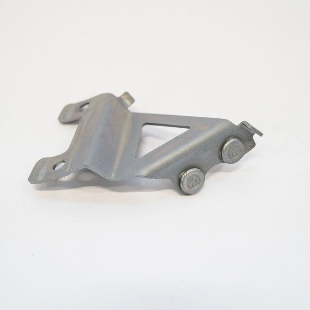 NEW MERCEDES BENZ S CLASS S63 AMG AUXILIARY RADIATOR BRACKET A2225000431