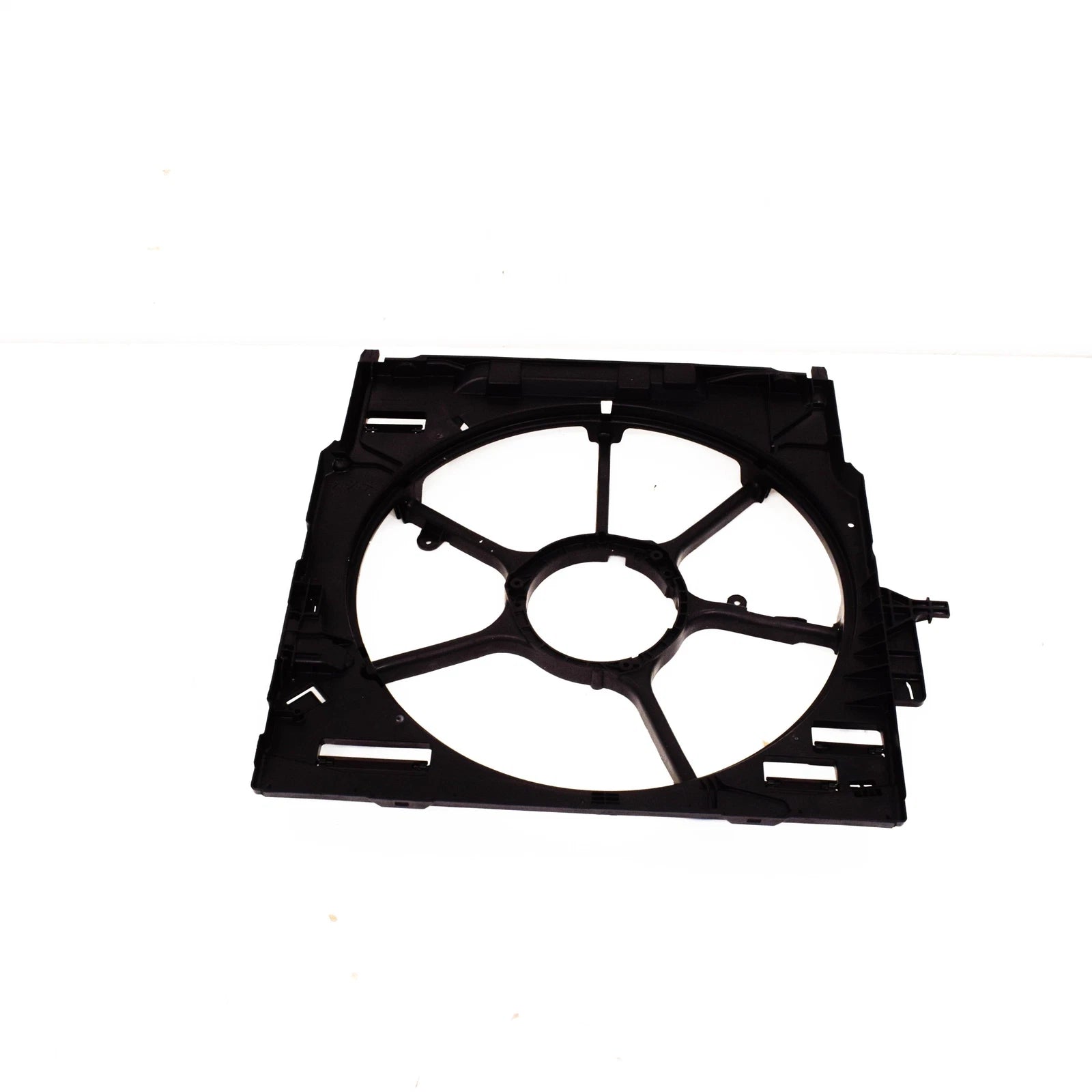 NEW BMW X5 F15 RADIATOR FAN SHROUD 17428618245 XDRIVE35I ORIGINAL