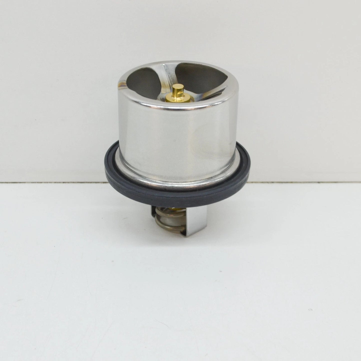 NEW BMW 5 E39 M5 5.0I 230KW THERMOSTAT 11537835558 2002 ORIGINAL