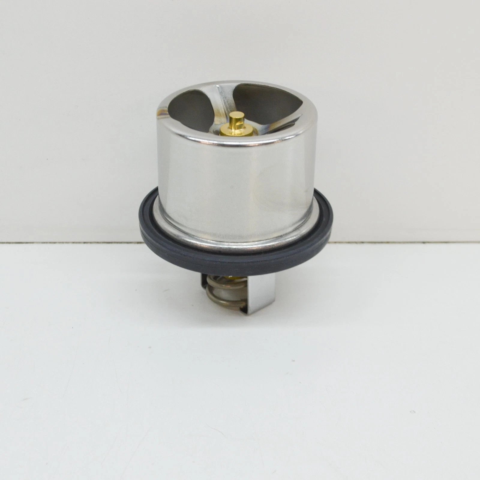 NEW BMW 5 E39 M5 5.0I 230KW THERMOSTAT 11537835558 2002 ORIGINAL