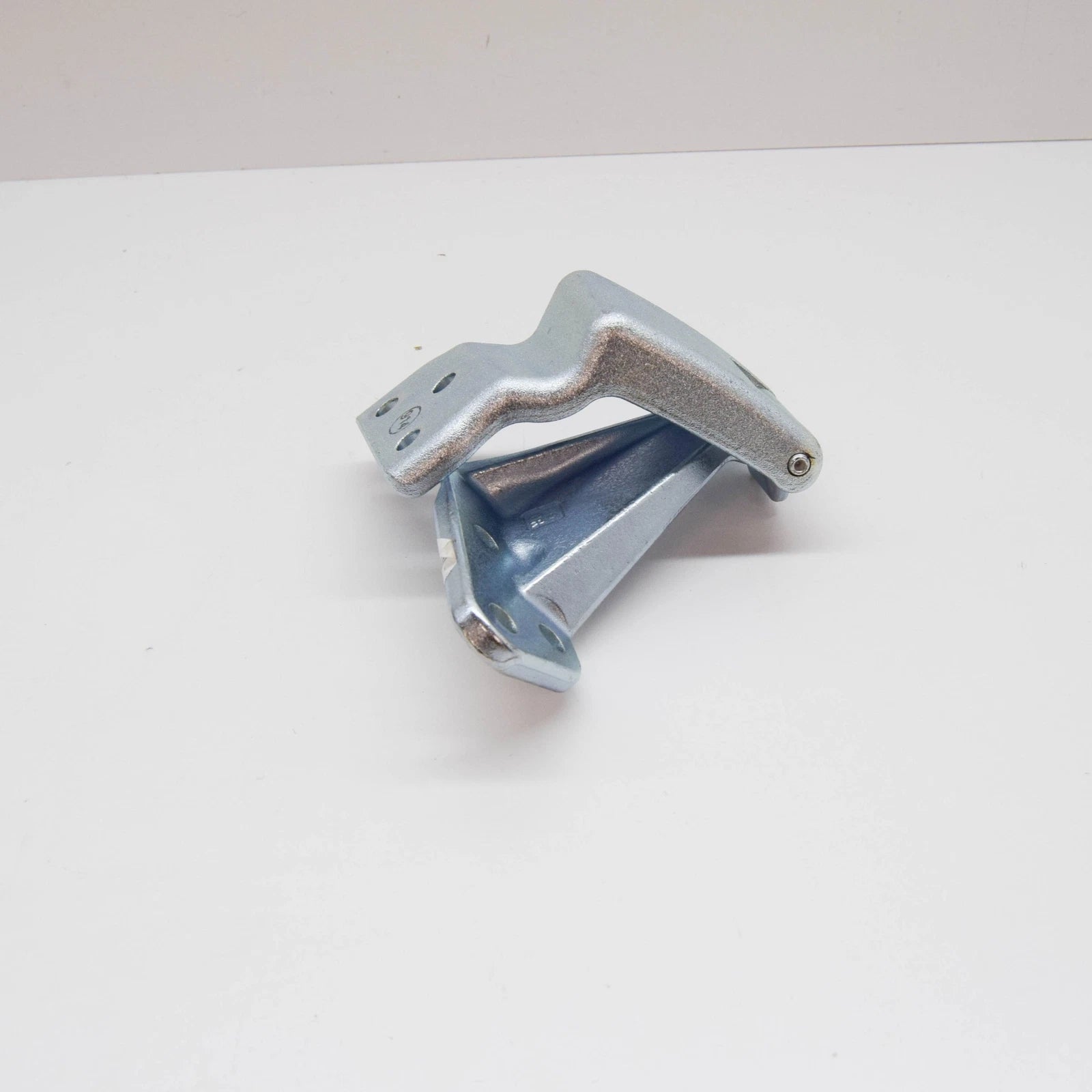 NEW MERCEDES-BENZ VITO W447 REAR DOOR RIGHT TOP HINGE A4477400737 ORIGINAL