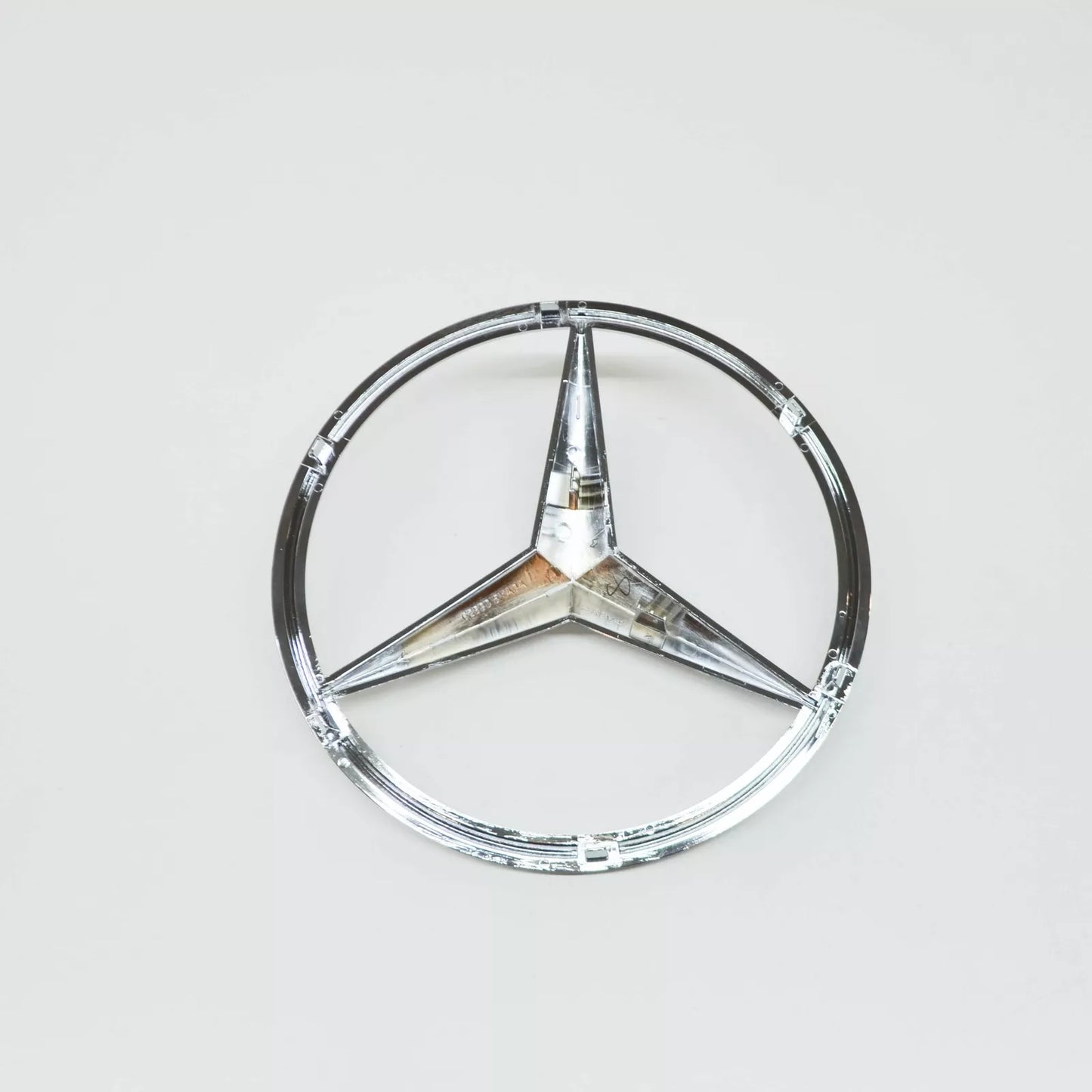 NEW MERCEDES-BENZ X W470 FRONT RADIATOR GRILLE EMBLEM BADGE A4708172800 ORIGINAL