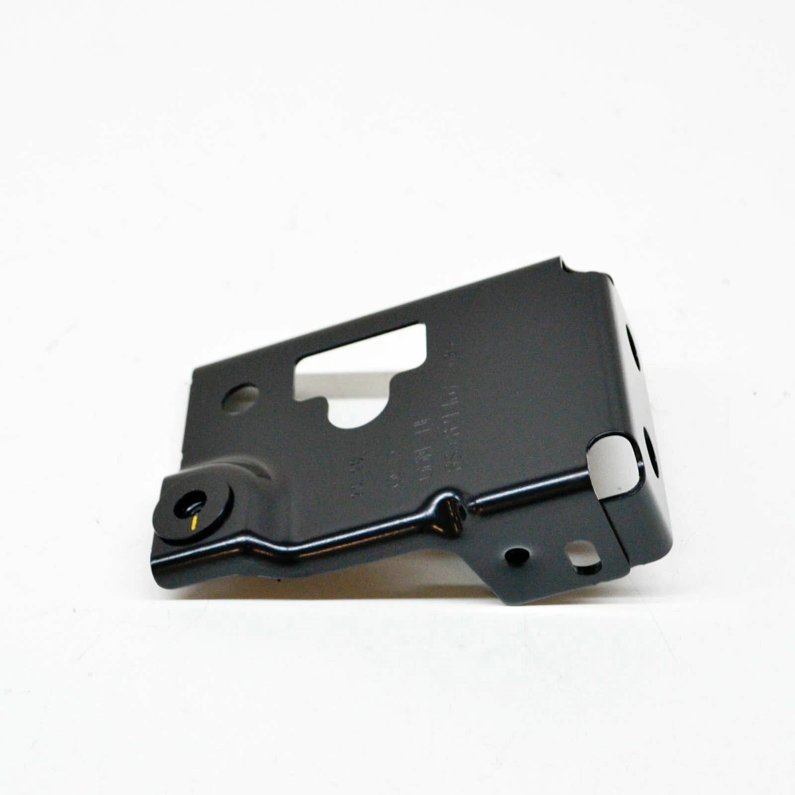 NEW AUDI TT FV MK3 FRONT LEFT FENDER WING BRACKET 8S0821167 ORIGINAL