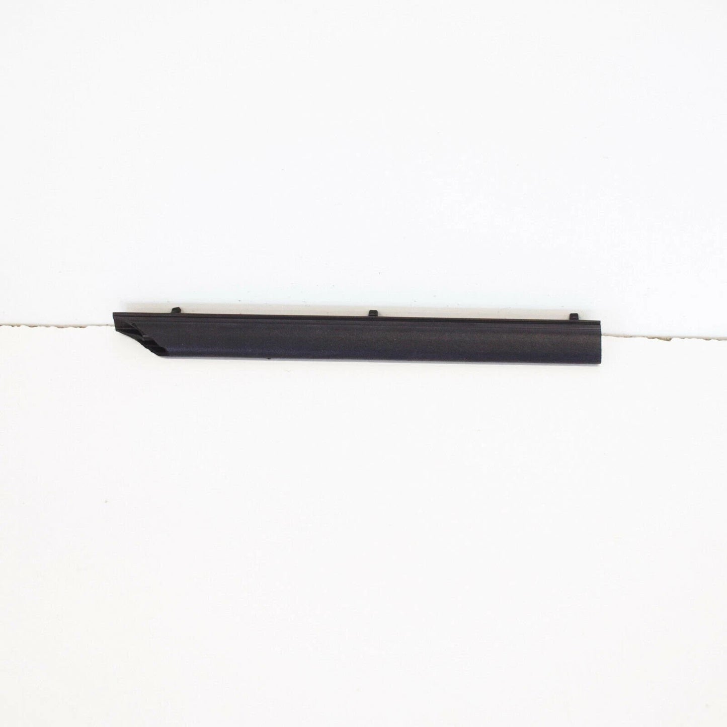 NEW BMW X3 F25 ENGINE BONNET SIDE SEAL 51767234367 7234367 ORIGINAL