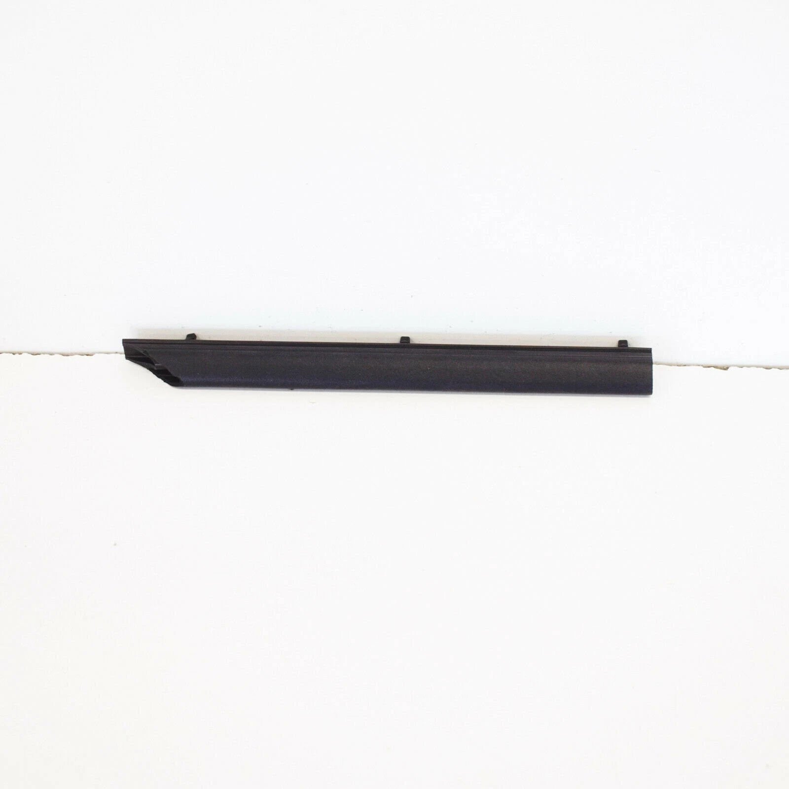 NEW BMW X3 F25 ENGINE BONNET SIDE SEAL 51767234367 7234367 ORIGINAL