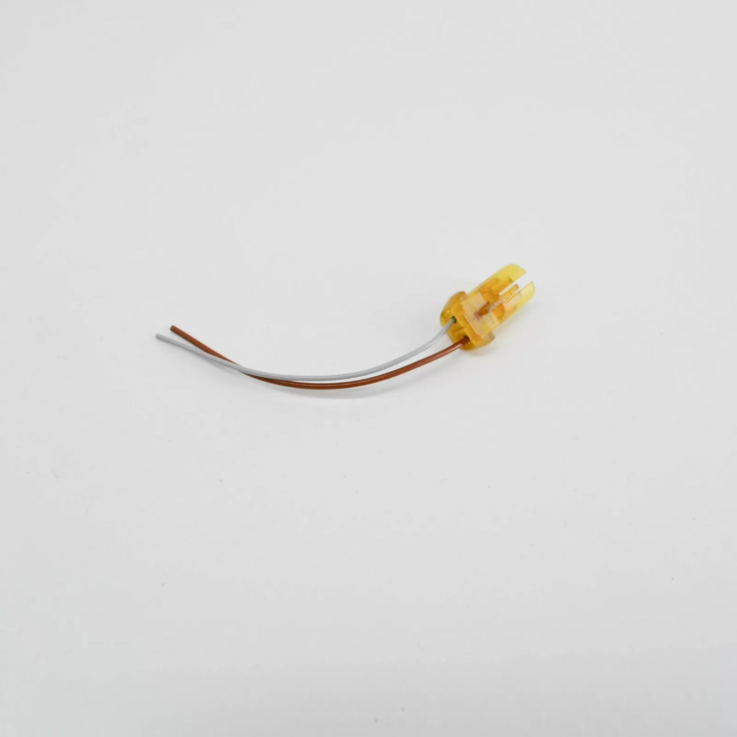 NEW AUDI A3 8P HEAD LIGHT LAMP BULB HOLDER WITH LEADS 8P0941953 ORIGINAL