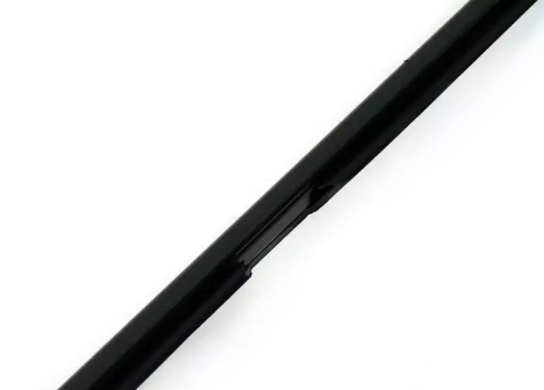 NEW BMW 5 E60 REAR LEFT EXTERIOR CHANNEL COVER 51227135163 7135163 ORIGINAL