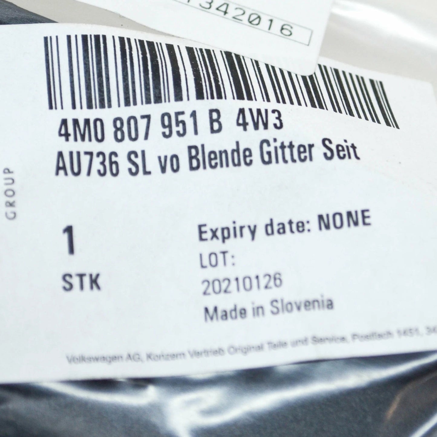 NEW AUDI Q7 4M FRONT BUMPER GRILLE LEFT COVER SENSOR HOLE 4M0807951B4W3