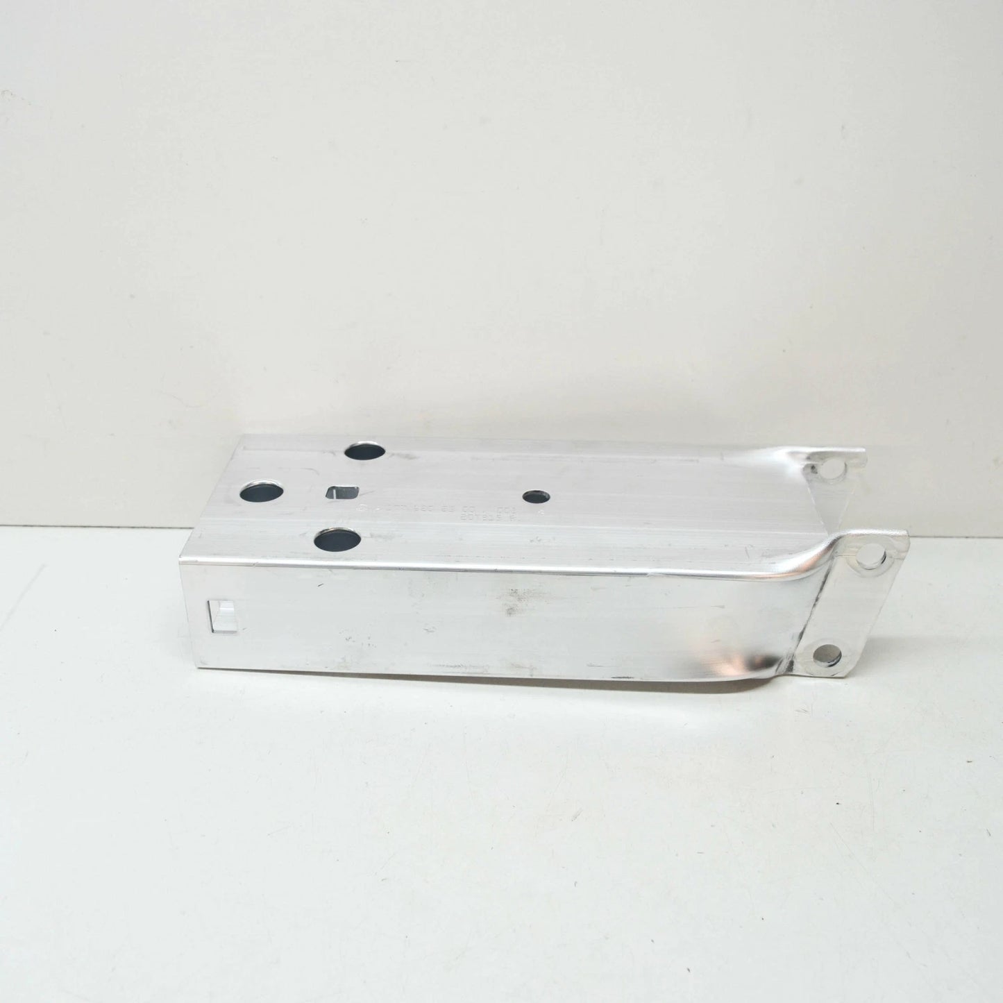 NEW MB A W177 FRONT BUMPER CRASH REINFORCEMENT IMPACT BAR BRACKET A1776202300