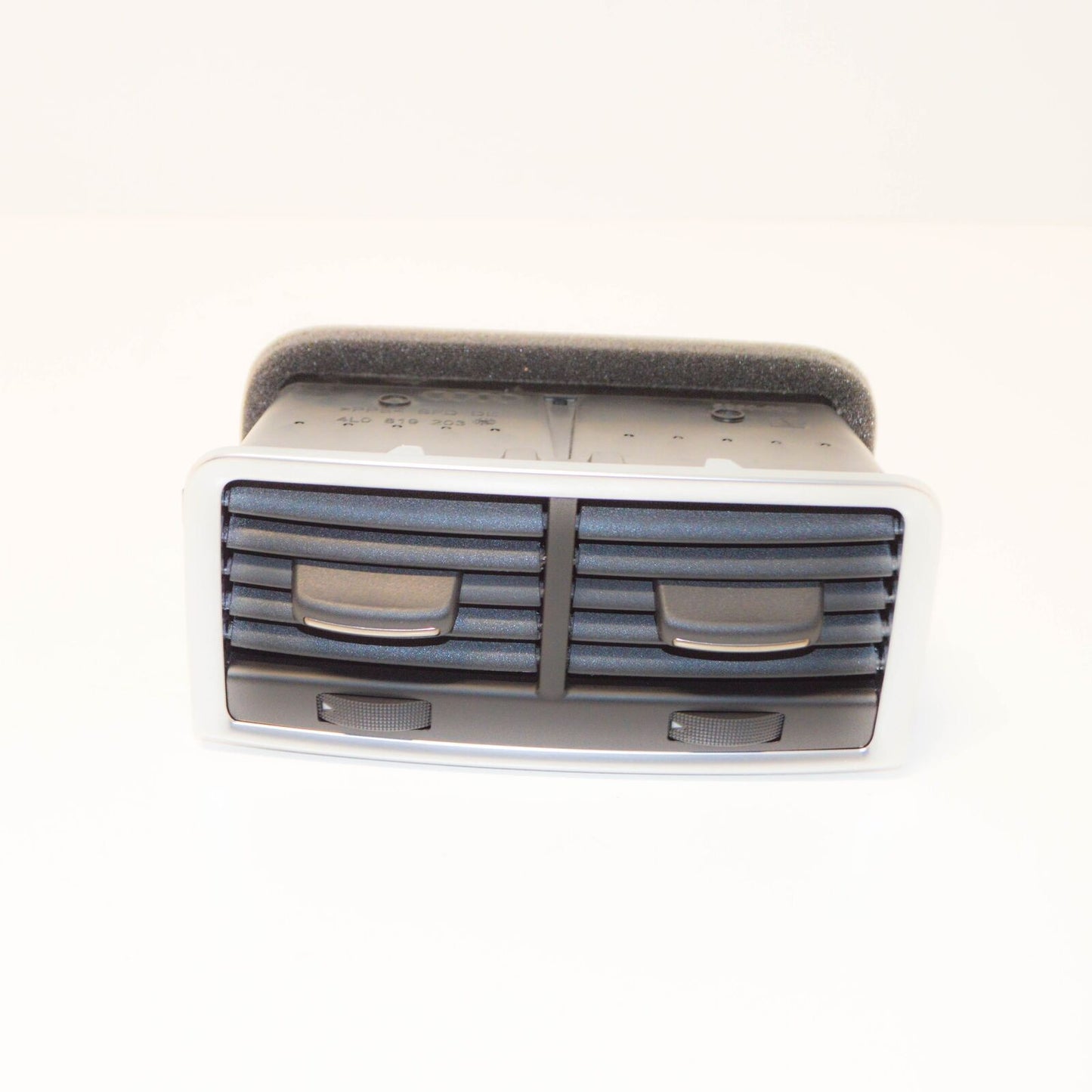 NEW AUDI Q7 4L REAR CENTRE AIR VENT 4L0819203K3Q7 ORIGINAL