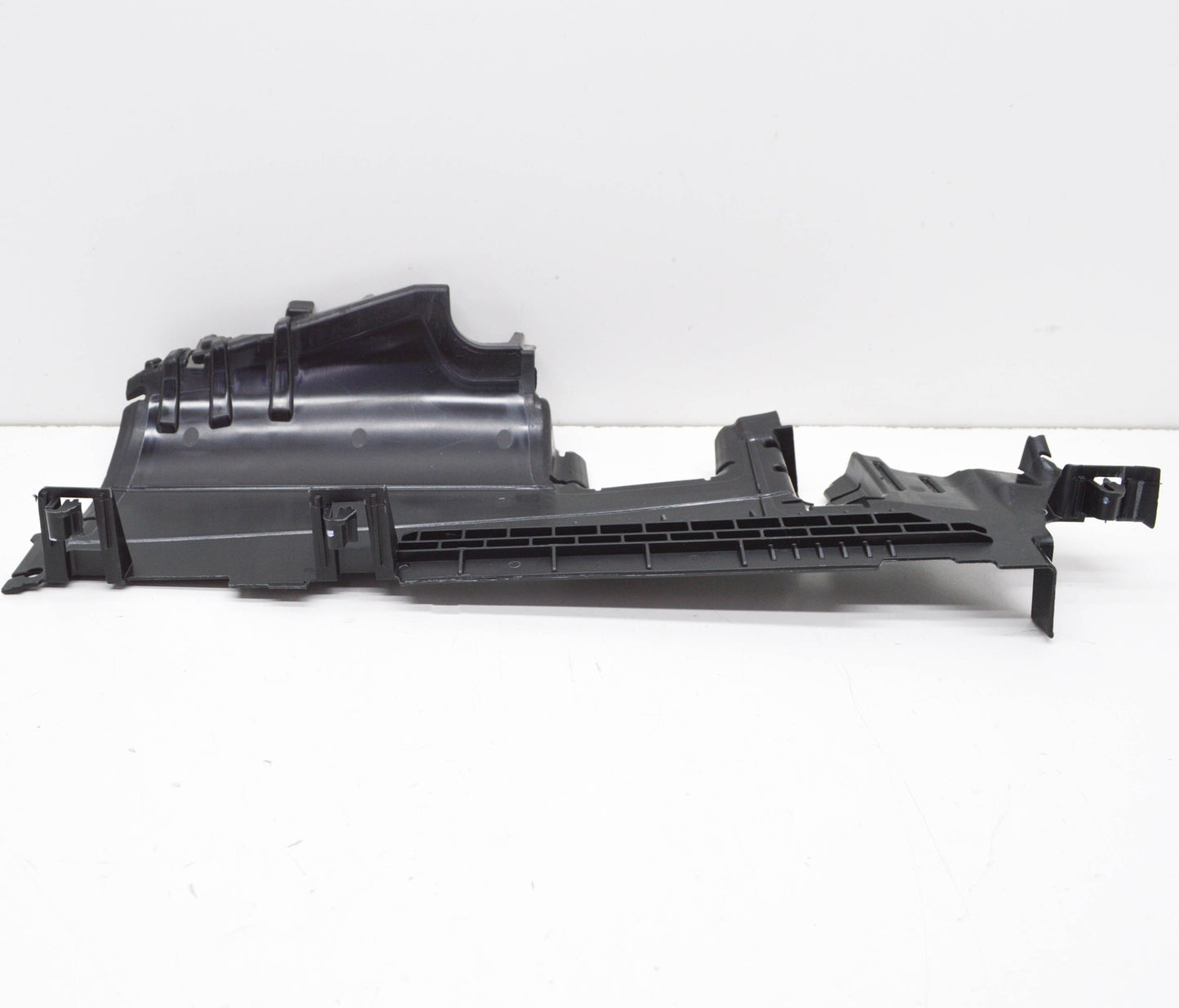 NEW VOLKSWAGEN GOLF MK7 5G LEFT RADIATOR AIR GUIDE 5G0121283AD ORIGINAL