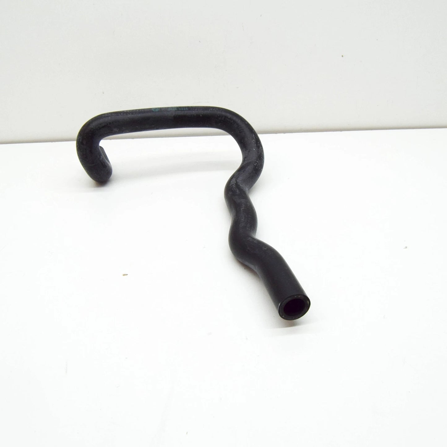 NEW BMW M5 E34 COOLING SYSTEM RETURN HOSE 11531315303 1315303 ORIGINAL