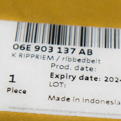 NEW AUDI A4 B8 3.0 PETROL A/C SERPENTINE BELT 06E903137AB 2013