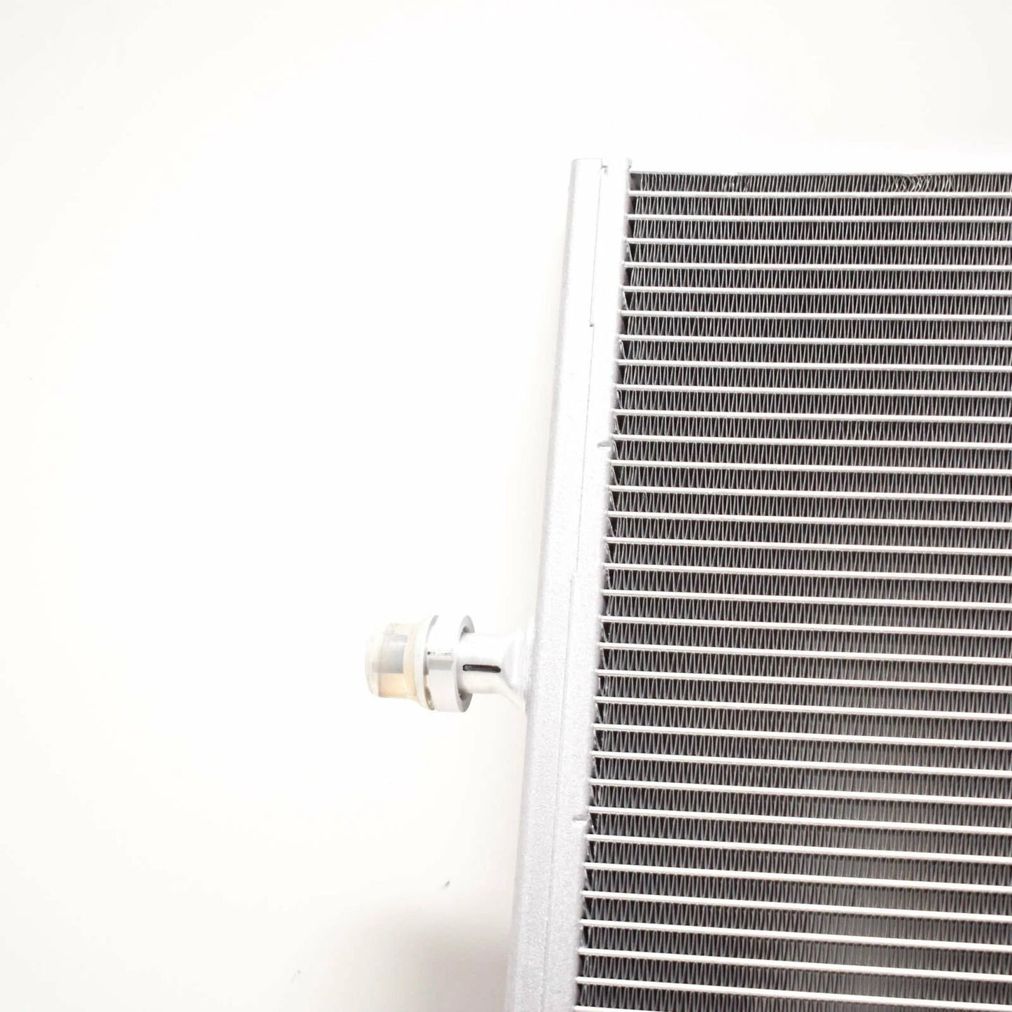 NEW MERCEDES-BENZ S-CLASS W222 COOLING RADIATOR A0995003603