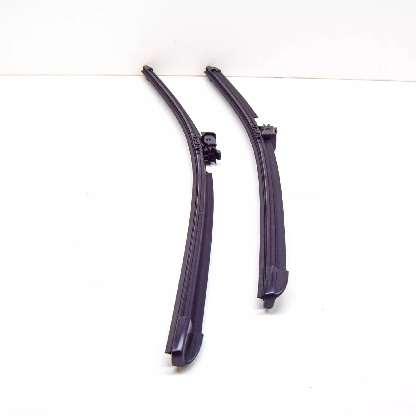 NEW MERCEDES-BENZ S W222 FRONT WINDSHIELD WIPER BLADE SET A2228201145 ORIGINAL