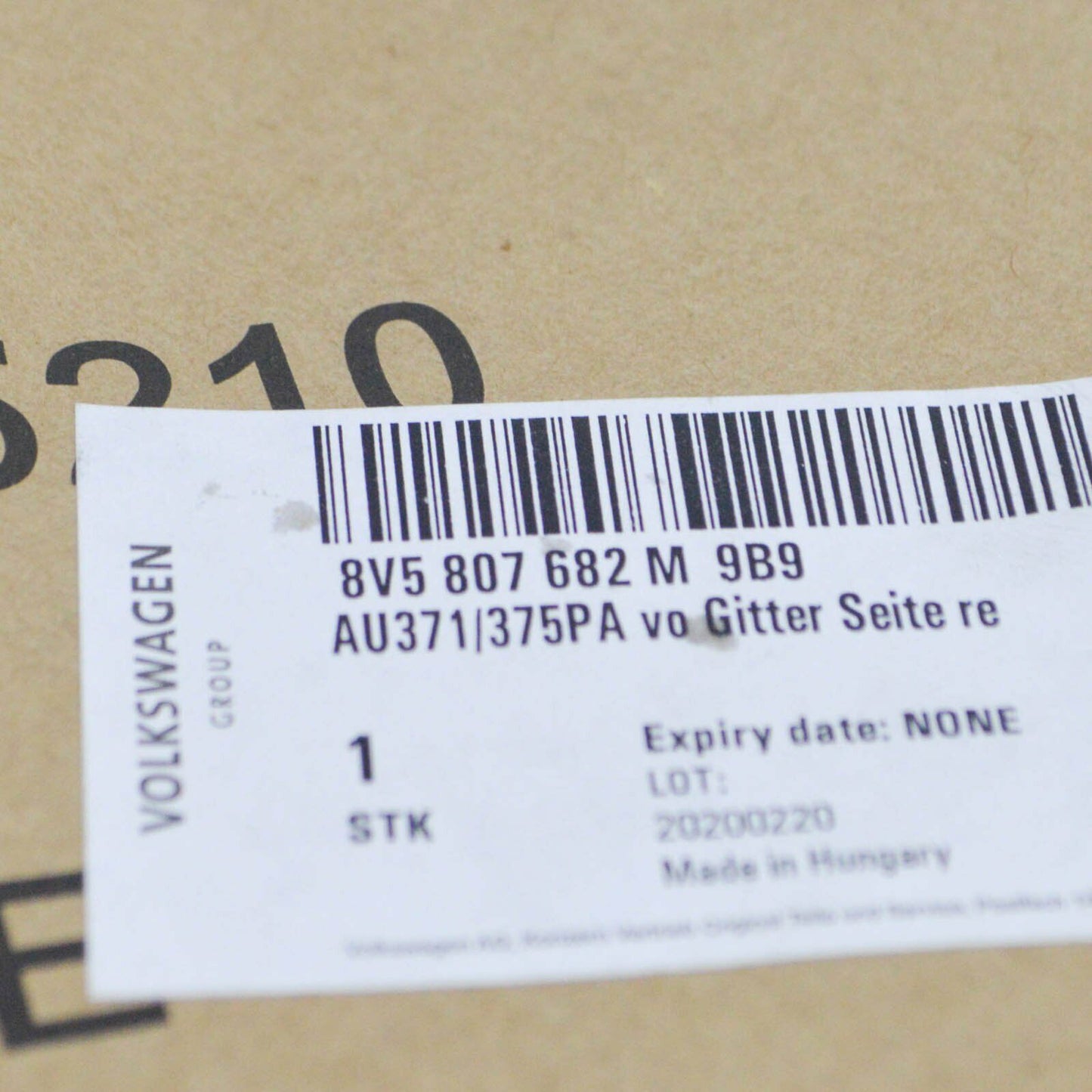 NEW AUDI A3 8V FRONT BUMPER RIGHT AIR GUIDE GRILLE 8V5807682M9B9 ORIGINAL