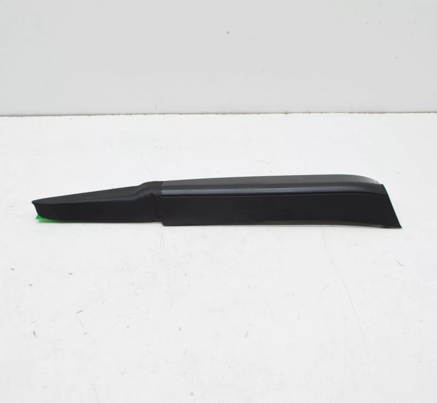 NEW BMW 7 F01 F02 REAR LEFT TAILLIGHT FINISHER TRIM 63217206389 ORIGINAL