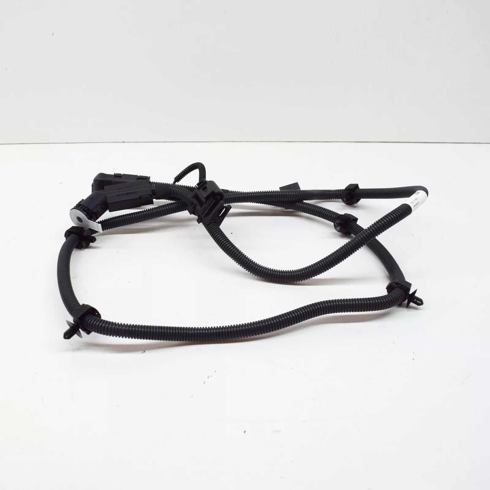 NEW VOLKSWAGEN ARTEON 3H7 REAR ADBLUE SUPPLY LINE 3Q0131983L