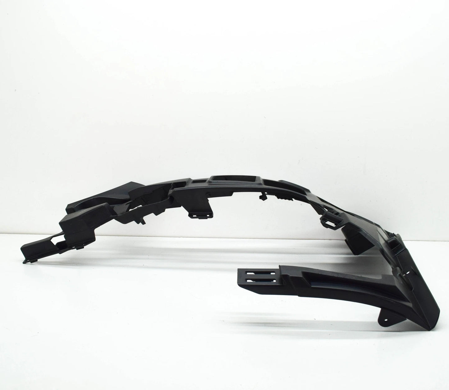 NEW MERCEDES-BENZ C COUPE C205 FRONT LEFT BUMPER BRACKET A2058854300 ORIGINAL