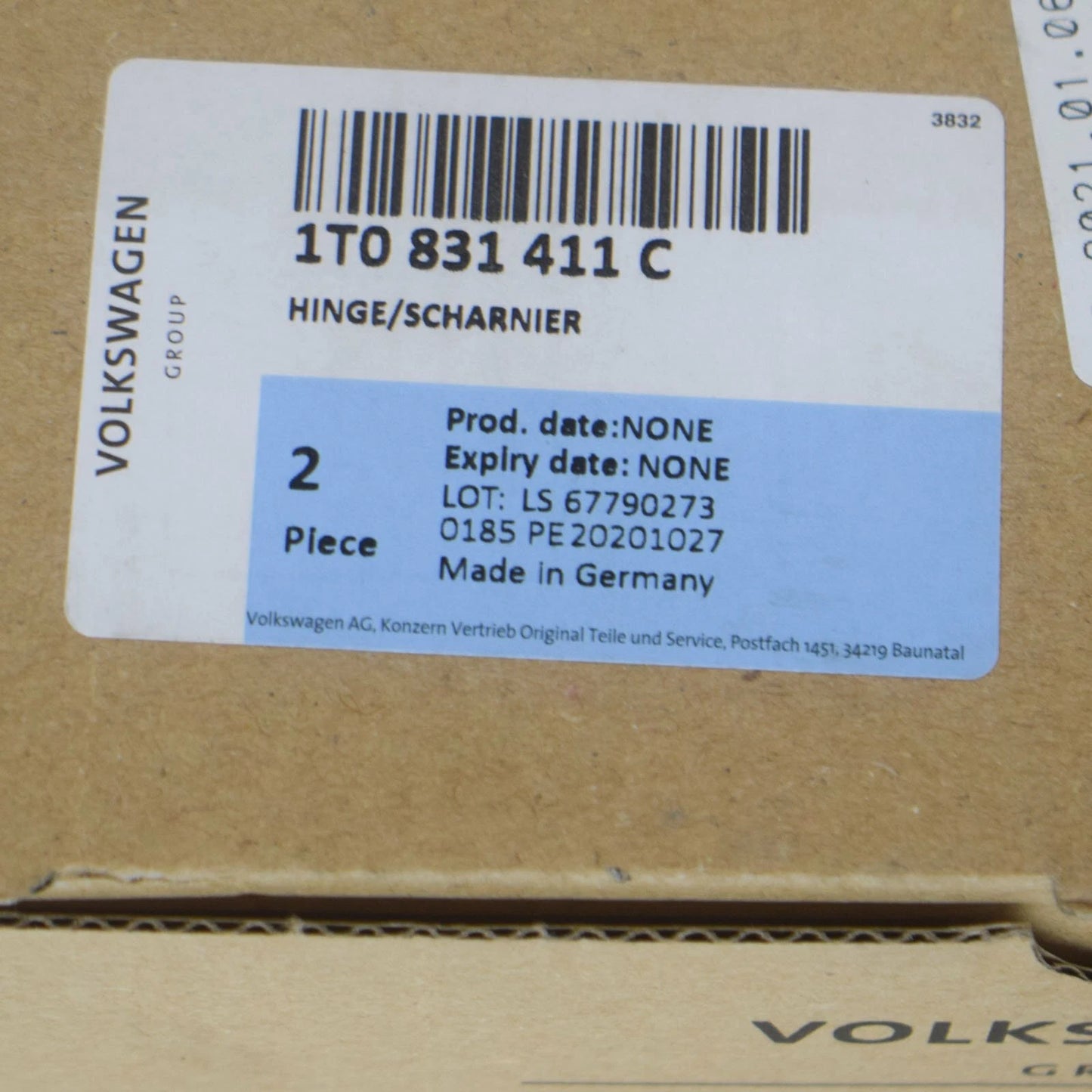 NEW VOLKSWAGEN TOURAN 1T FRONT LEFT DOOR LOWER HINGE 1T0831411C