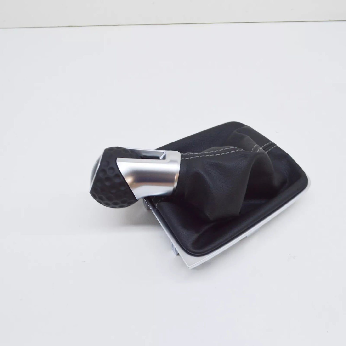 NEW VOLKSWAGEN GOLF MK7 GEAR SHIFT STICK KNOB GAITER LHD 5G1711113DBLS ORIGINAL